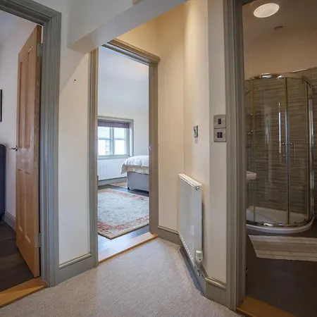 Ludlow - Linnet House - Well Presented Townhouse With Parking - Perfect Location For Exploring On Foot, Sleeps Up To 8 Guests - Hosted By Rentmyhouse Exterior photo