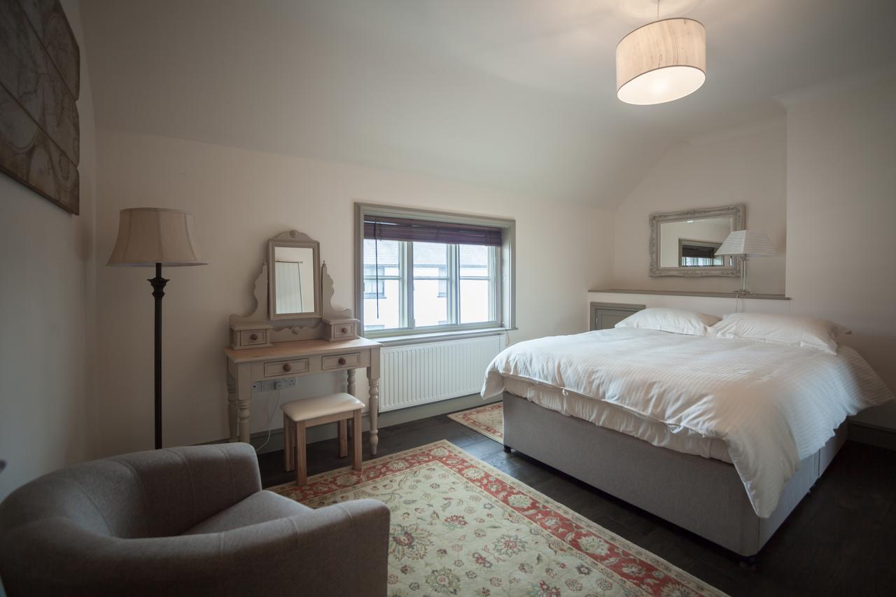 - Linnet House - Well Presented Townhouse With Parking - Perfect Location For Exploring On Foot, Sleeps Up To 8 Guests - Hosted By Rentmyhouse Ludlow