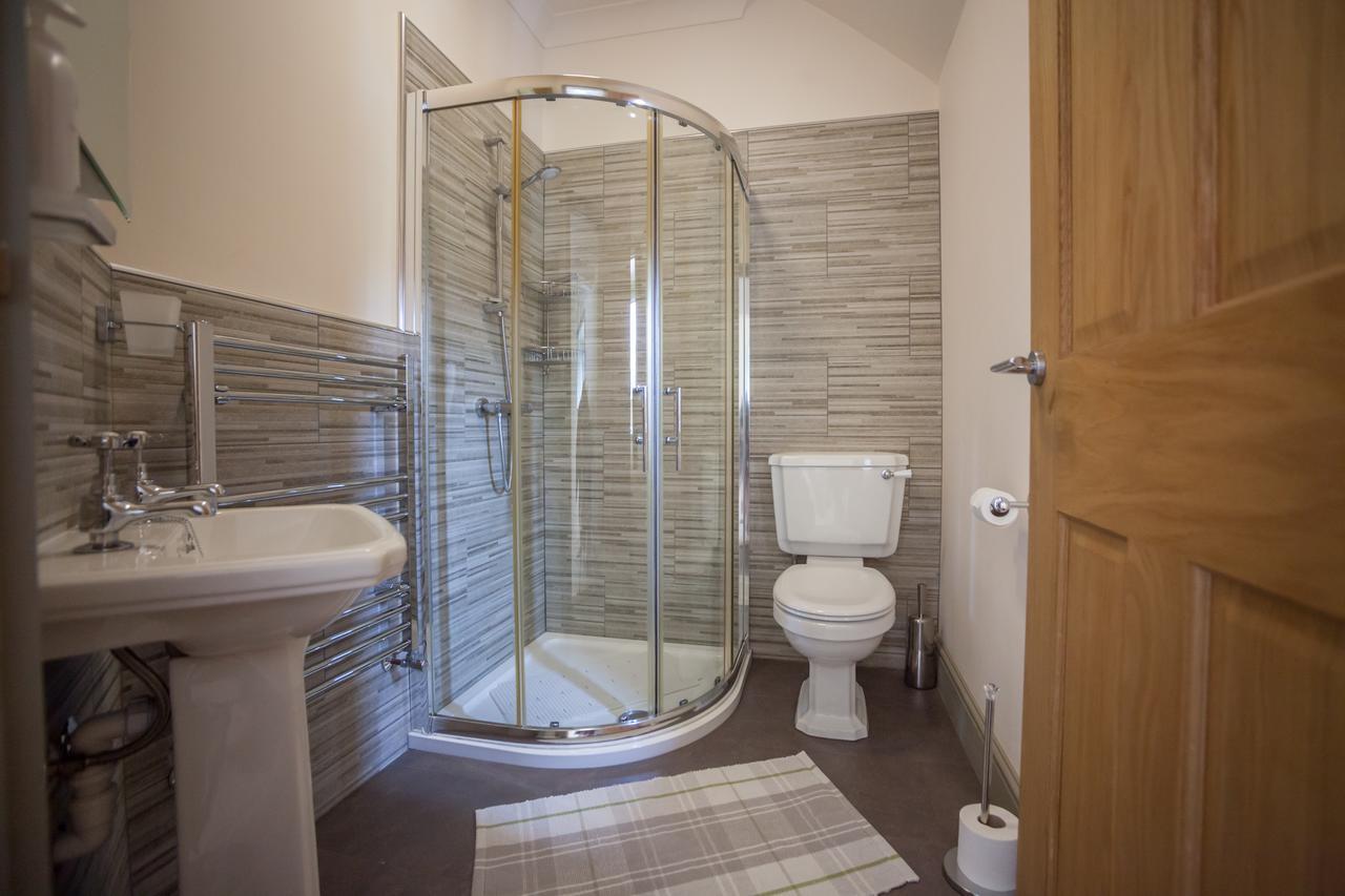 - Linnet House - Well Presented Townhouse With Parking - Perfect Location For Exploring On Foot, Sleeps Up To 8 Guests - Hosted By Rentmyhouse Apartment *